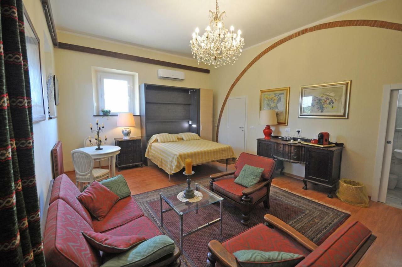 La Stanza Del Podere Isabella Hotel San Vincenzo Esterno foto