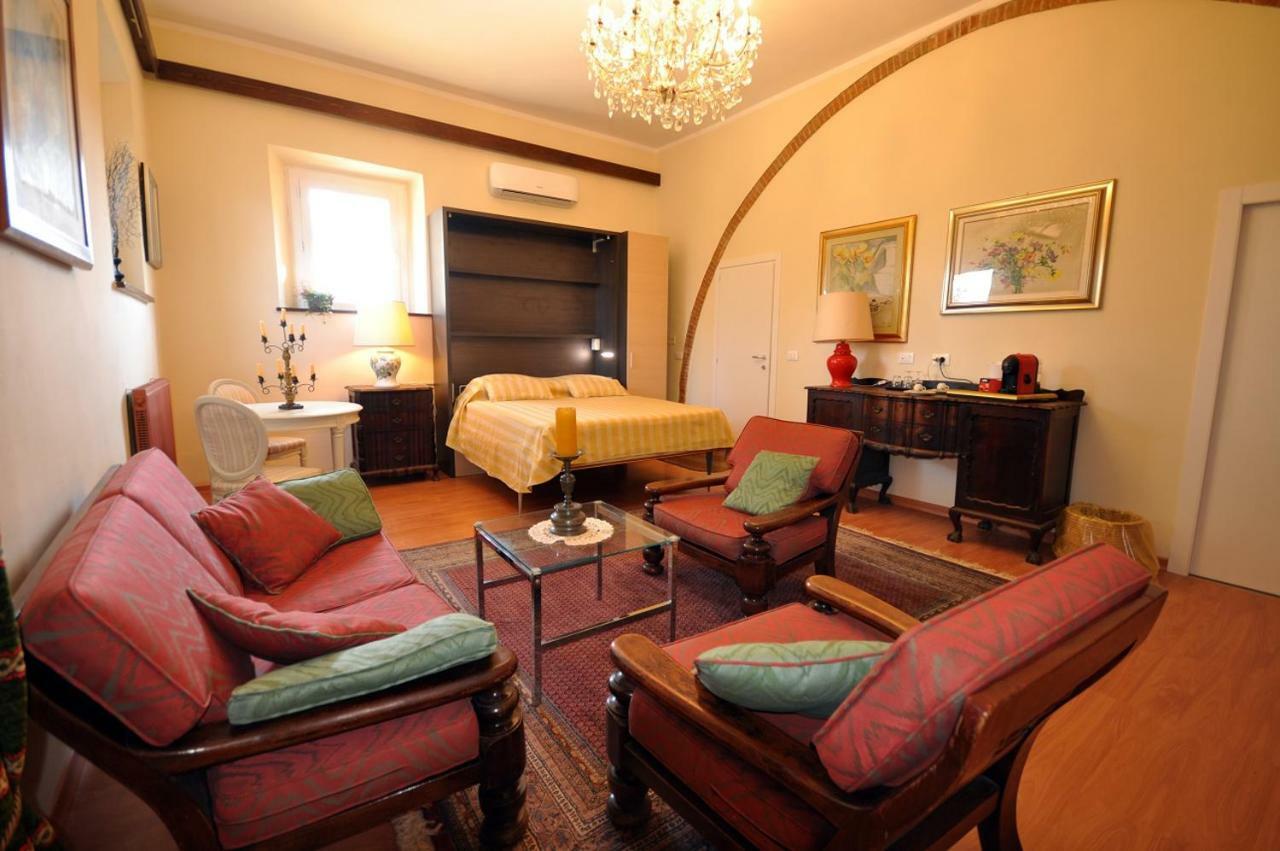 La Stanza Del Podere Isabella Hotel San Vincenzo Esterno foto
